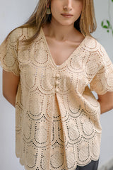 TEXTURED LACE V-NECK TOP Bano Ki Gali